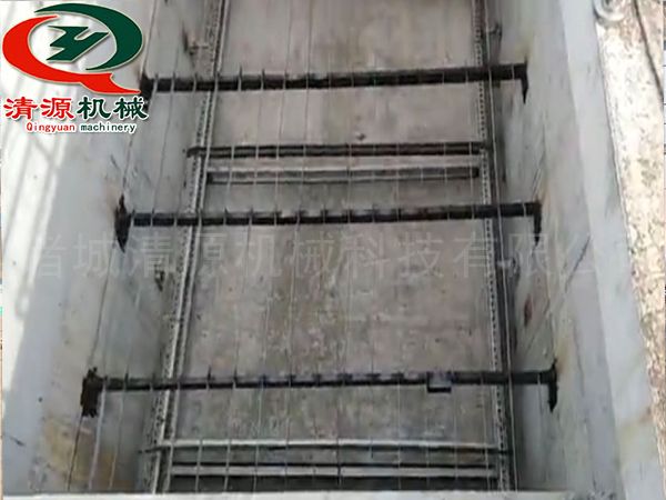 今天发往四川广元链板式刮油刮泥机安装调试完成