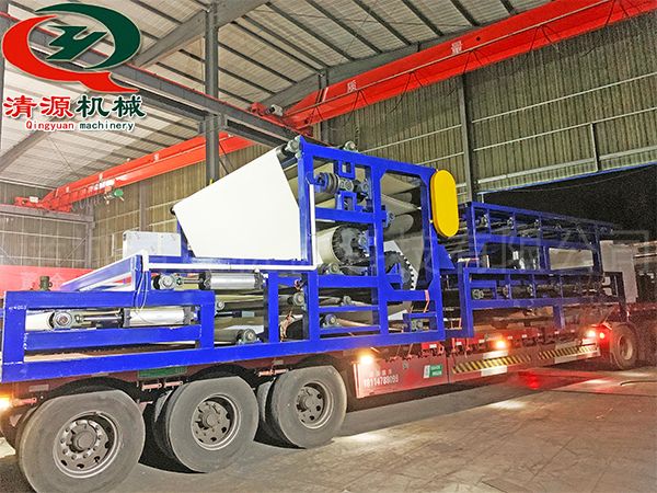 今日深夜发货潍坊寿光客户的洗砂废水带式压滤机